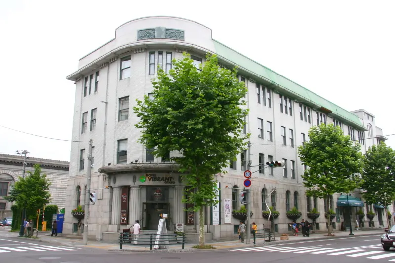 国会議事堂を設計した矢橋氏による旧北海道拓殖銀行の小樽支店
