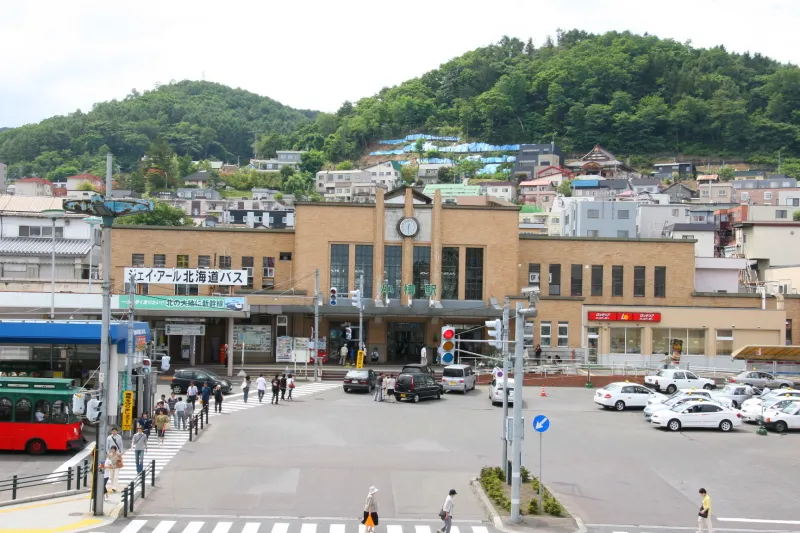 １９０３年に開業した歴史ある小樽駅