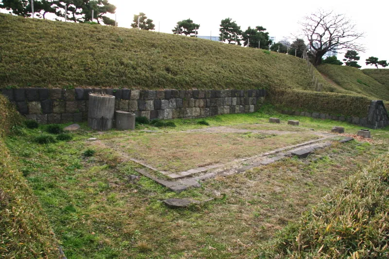 かつて、砲台が設置されていた砲台跡