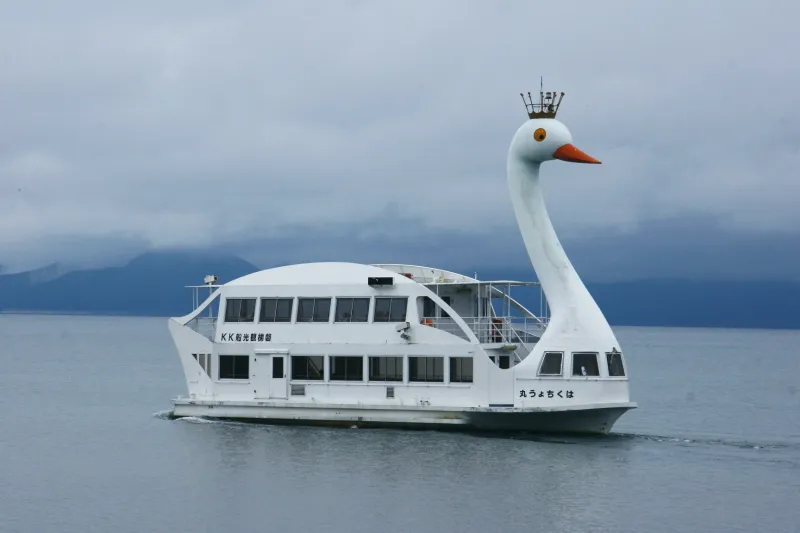猪苗代湖の定番観光となっている遊覧船