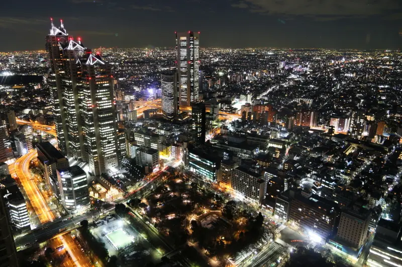 夜になると宝石のように美しく輝く東京都内の夜景