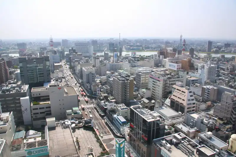 新潟市内の街並み