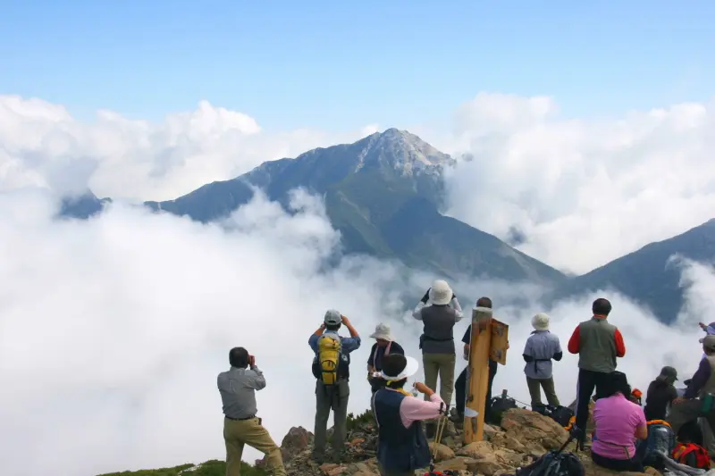 優雅な姿が印象的な標高２９６７ｍの甲斐駒ヶ岳