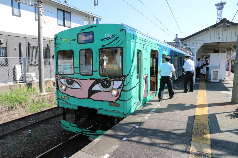 伊賀上野駅と伊賀神戸駅を結んでいる伊賀鉄道伊賀線