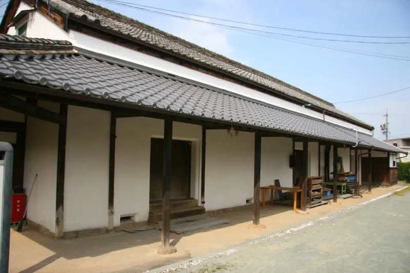 松阪城の城内から移築された米を保存した土蔵
