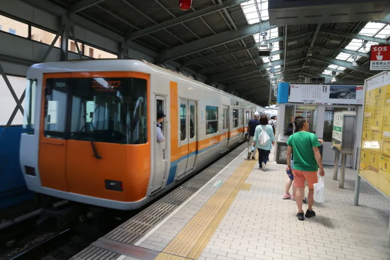 コスモスクエア駅と長田駅を結ぶ大阪メトロ中央線