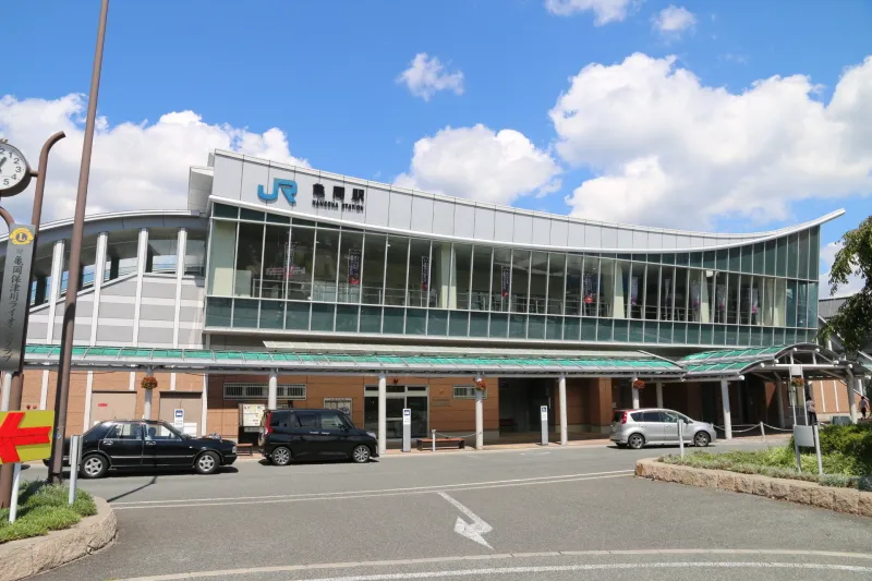京都市内からアクセスの良い亀岡駅