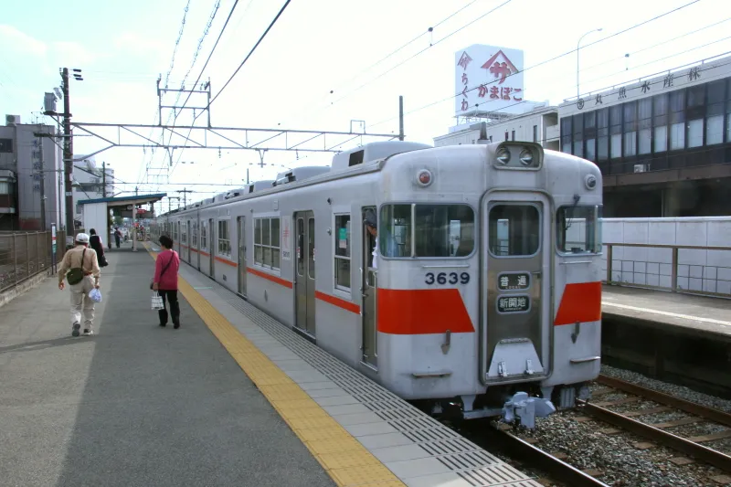 姫路駅からもアクセスの良い山陽電鉄本線
