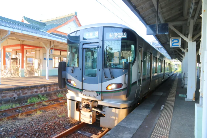 三重県亀山駅と和歌山市駅を結ぶＪＲ紀勢本線