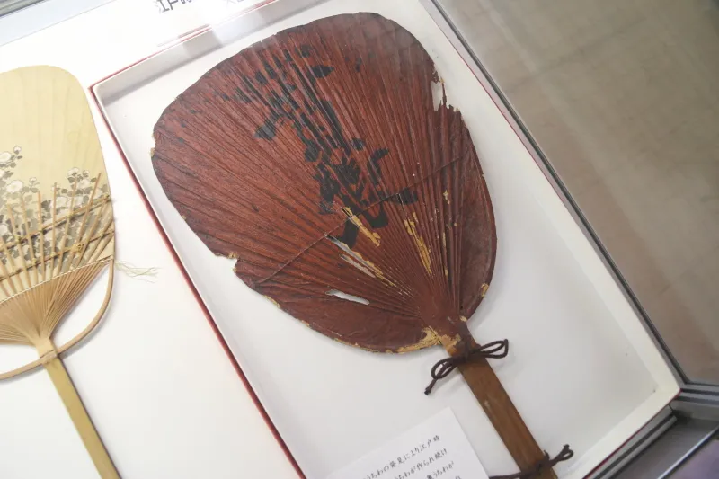 伝統工芸品指定の元になった江戸時代に作られた「丸亀うちわ」