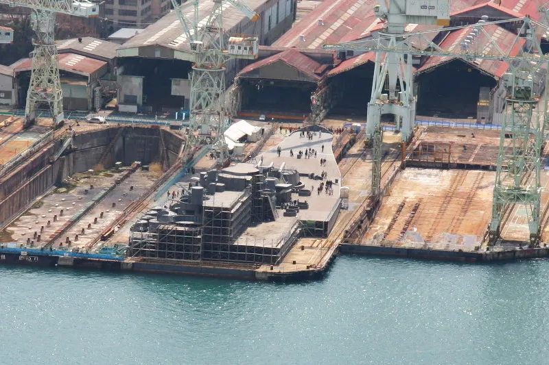 日立造船向島西工場に建造された原寸大の戦艦・大和