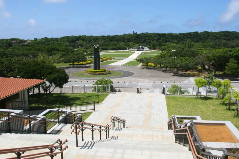 沖縄戦終焉の地に造られている沖縄平和祈念公園