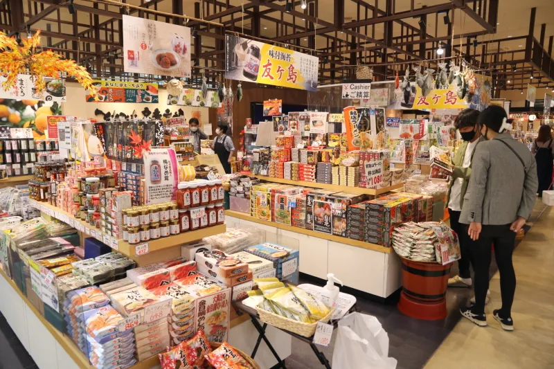 和歌山の特産品などを販売する、お土産ショップ