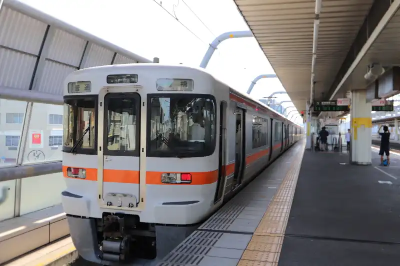 関東方面と関西方面を結ぶＪＲ東海道本線