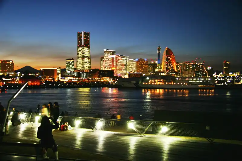 横浜みなとみらいの夜景