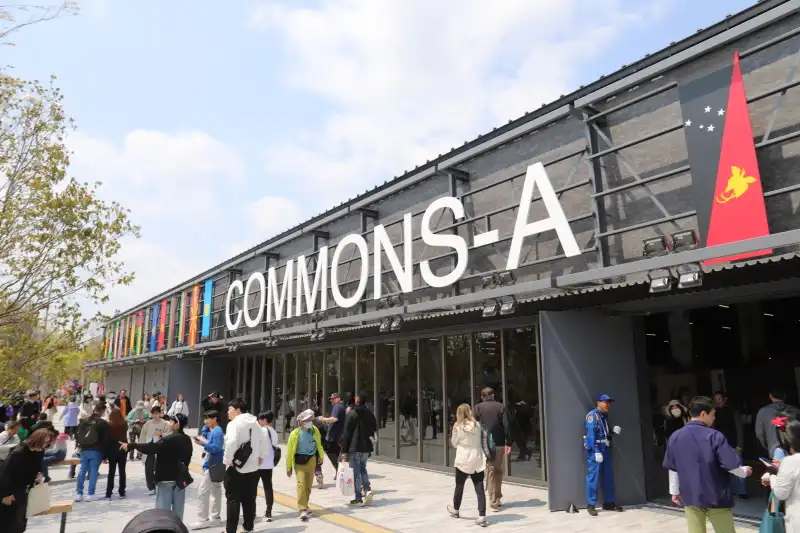 世界28カ国の展示が一カ所に集まっているコモンズA館