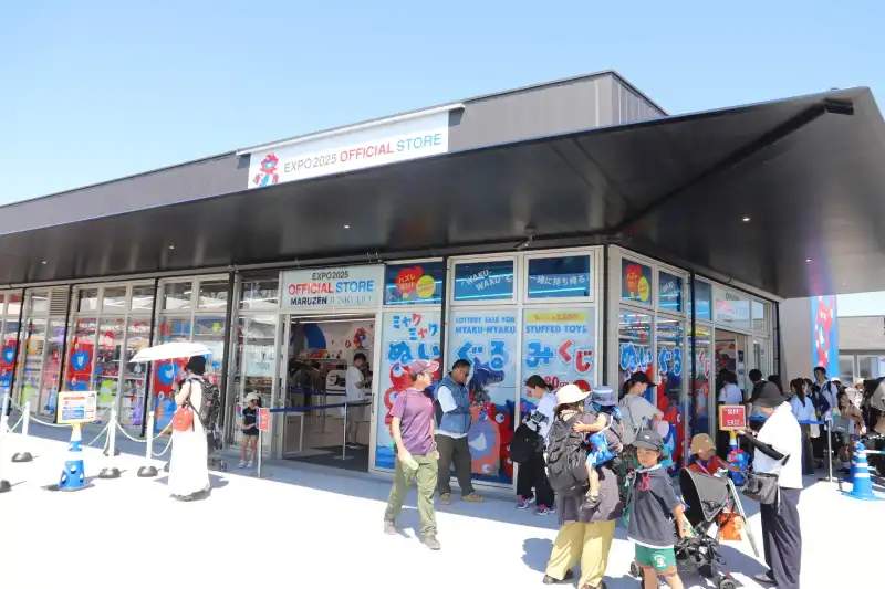 2025年7月18日にオープンしたMARUZEN JUNKUDO 風の広場