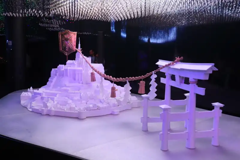 しめ縄で結ばれるモンサンミッシェルと厳島神社