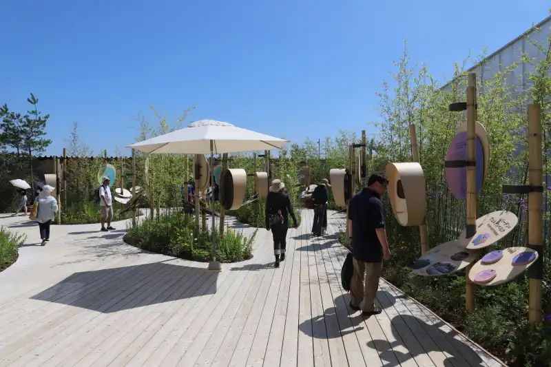 建物出口から左へ行った所にあるドイツの都市を紹介する屋外展示
