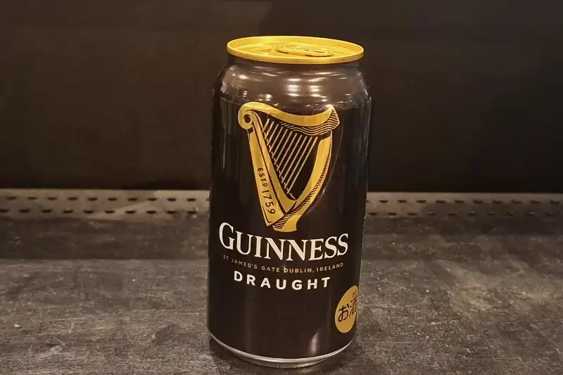 アイルランド生まれの黒ビール「ギネスビール」にデザインされるハーブ