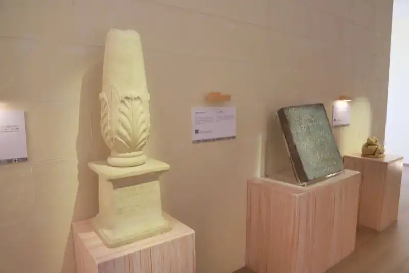 マルタを象徴するような貴重な展示を行い遺物コーナー