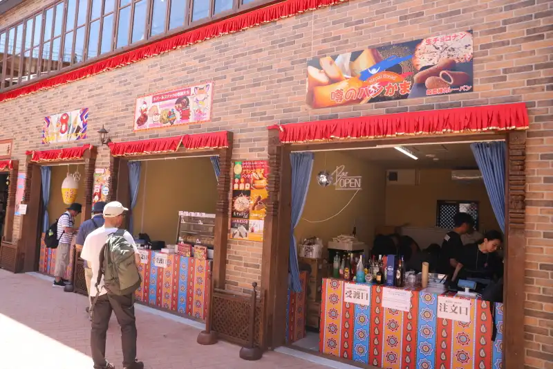 本場のチベット料理が味わえるテイクアウトカウンター